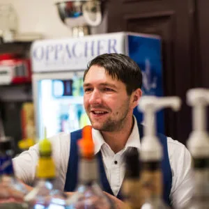 Marcel Petke Cateringpartner Weißes roß Villa Gückelsberg Hochzeiten Feiern